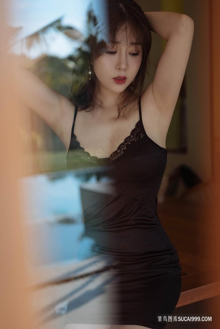 少妇张开双腿自慰出白浆 界面截图